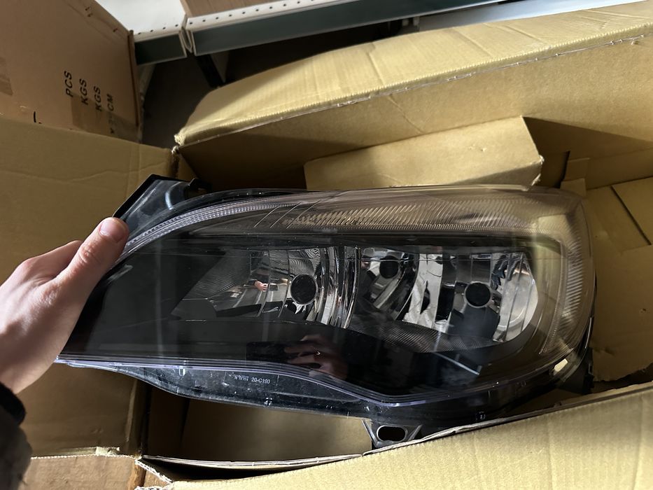 Фар за Opel Astra J (шофьор)