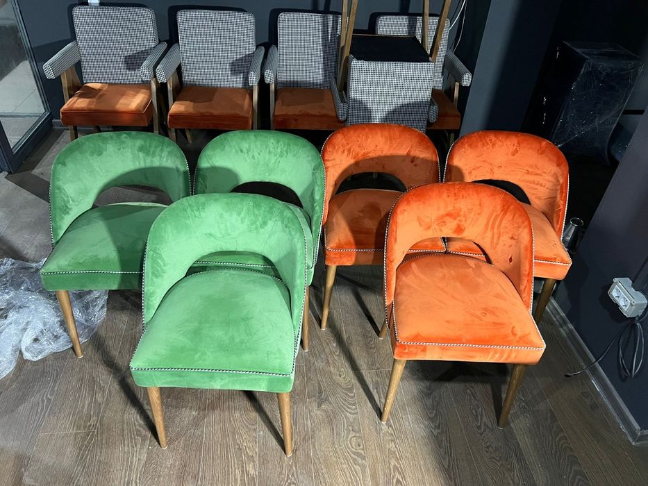 Canapele,fotolii,mese,scaune,casierie-masa de bar/mobilier cafenea/bar