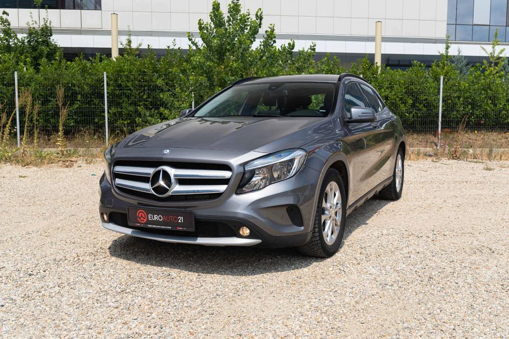 Mercedes-Benz GLA Mercedes-Benz GLA 180d | 2016 | Istoric complet la reprezentanță