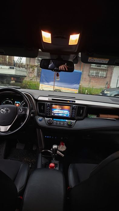 Toyota RAV4 hibrid 4x4