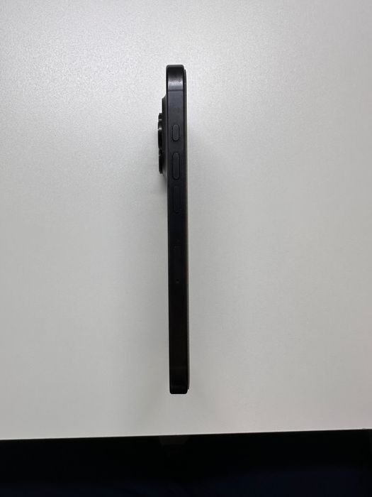 IPhone 16 pro nanoSIM+eSIM