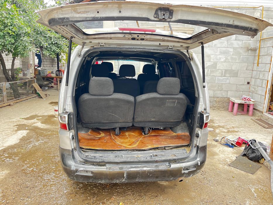 Hyundai starex 2,5
