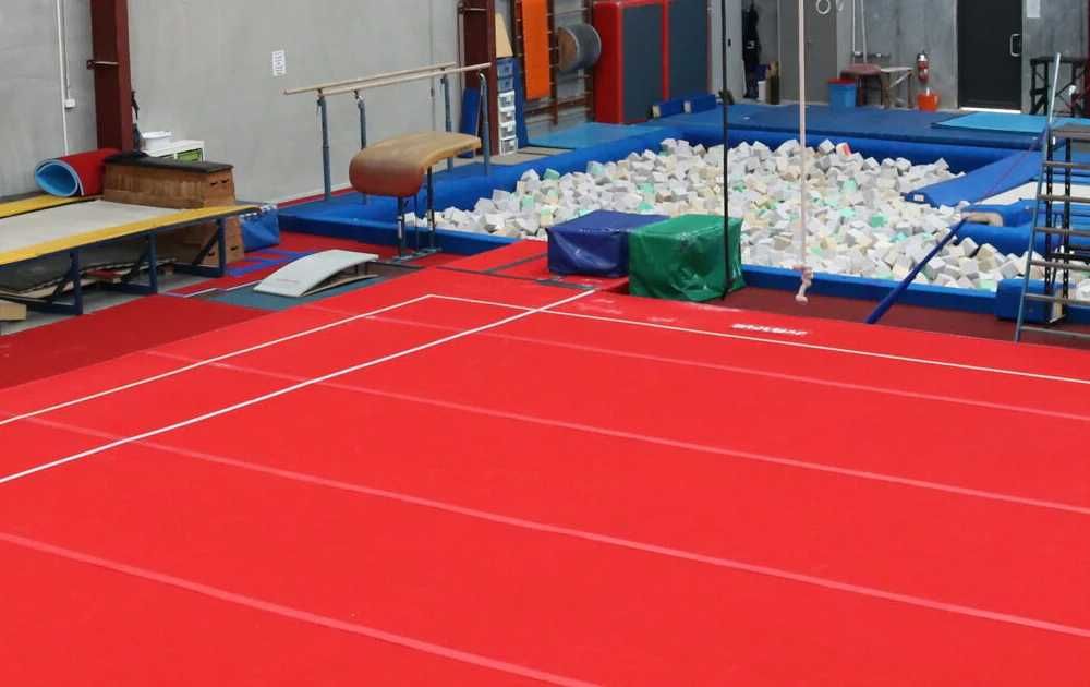 Спортивный линолеум