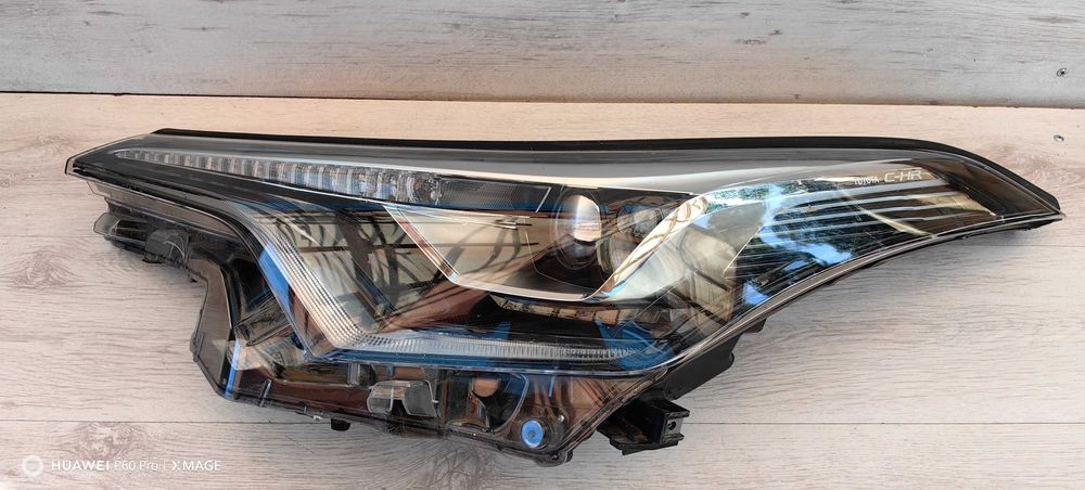Фар за Toyota C-HR Full LED / Тойопта Ц-ХР Фул ЛЕД