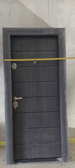 Ușă metalică premium – design italian modern, gri antracit, 100 x 210 cm