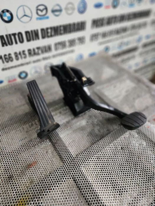Pod Pedalier Pedala Frana Acceleratie Bmw Seria 2 F45 F46 Automata Volan Stanga