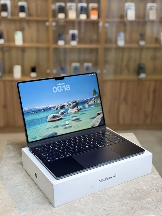 MacBook Air M2 256GB PhoneLab