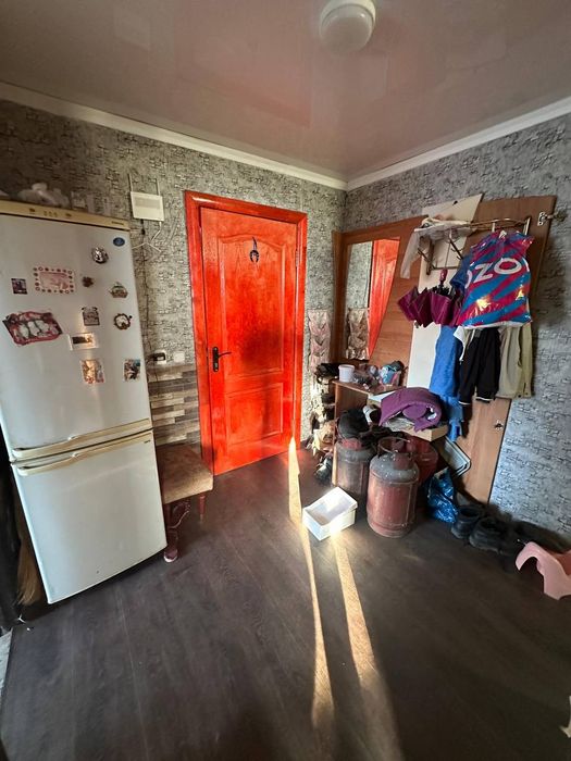 Продам 2 комнатную квартиру
