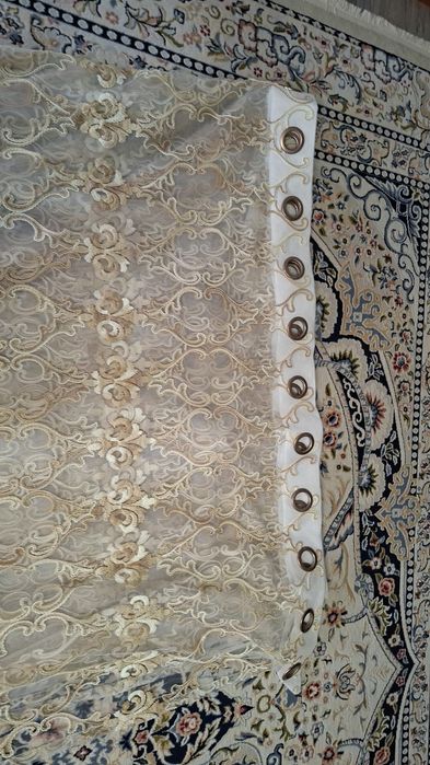 Тюль.  Қолданыстаүы зат.