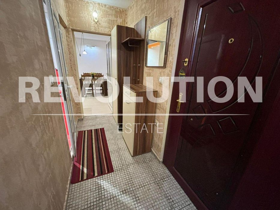 Дава се под наем Тристаен апартамент в Варна, Левски - 68 кв.м за 438.6 € - Снимка #1