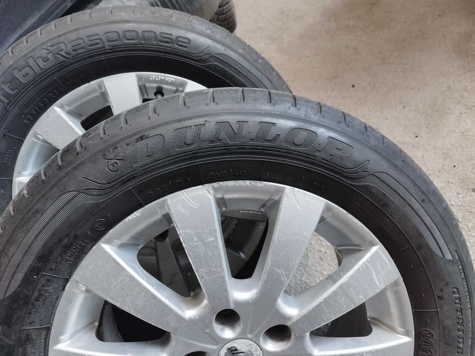 Летни гуми DUNLOP 215/60/16