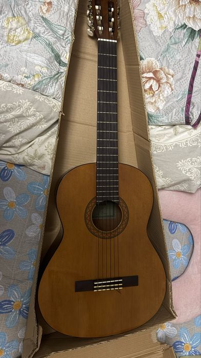 YAMAHA C40 - идеальное состояние, использовалась 1 неделю, как новая
