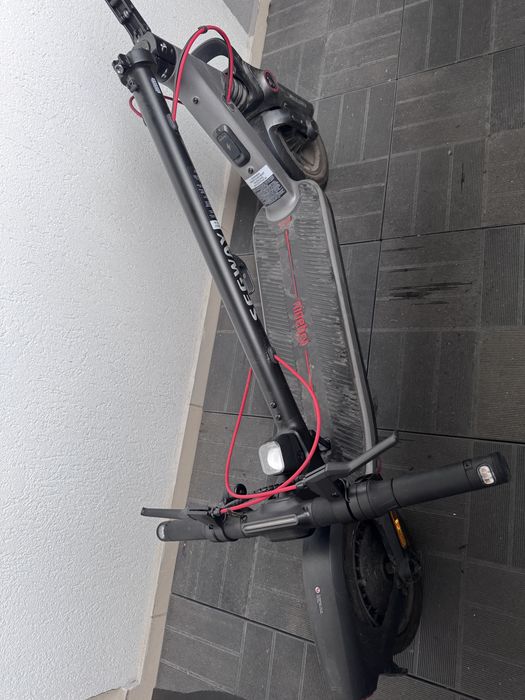 Trotineta electrica Segway Ninebot F3 Pro - impecabila garantie