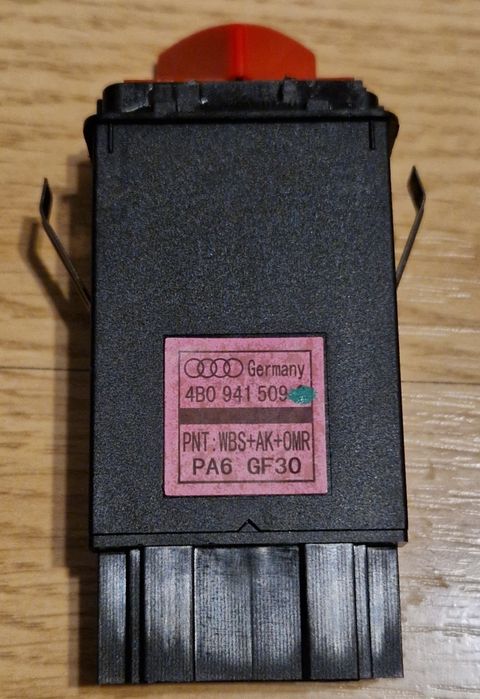 Кнопка аварийки Audi A6 C5