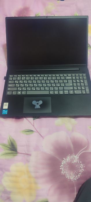 Notebook Core i 3 Lenova yangi