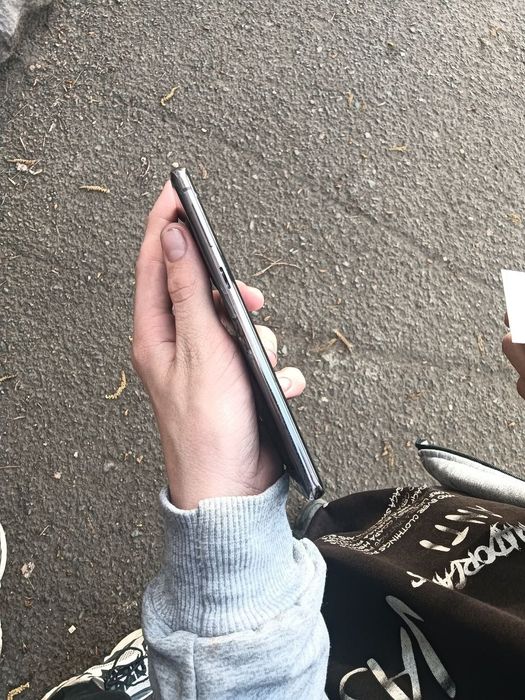 Самсунг с10 2019