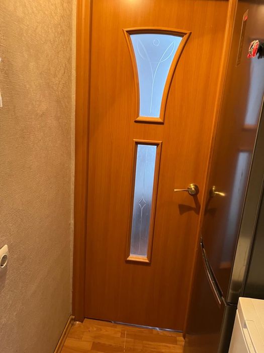 Двери продается срочно