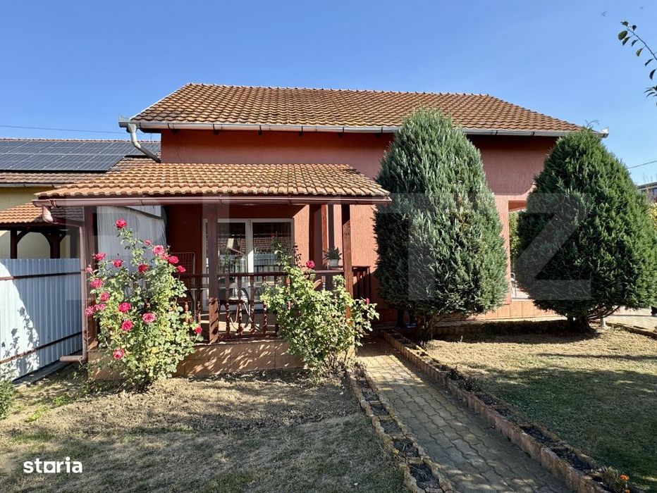Vand casa 120 mp - 600 mp teren - individuala - Corunca