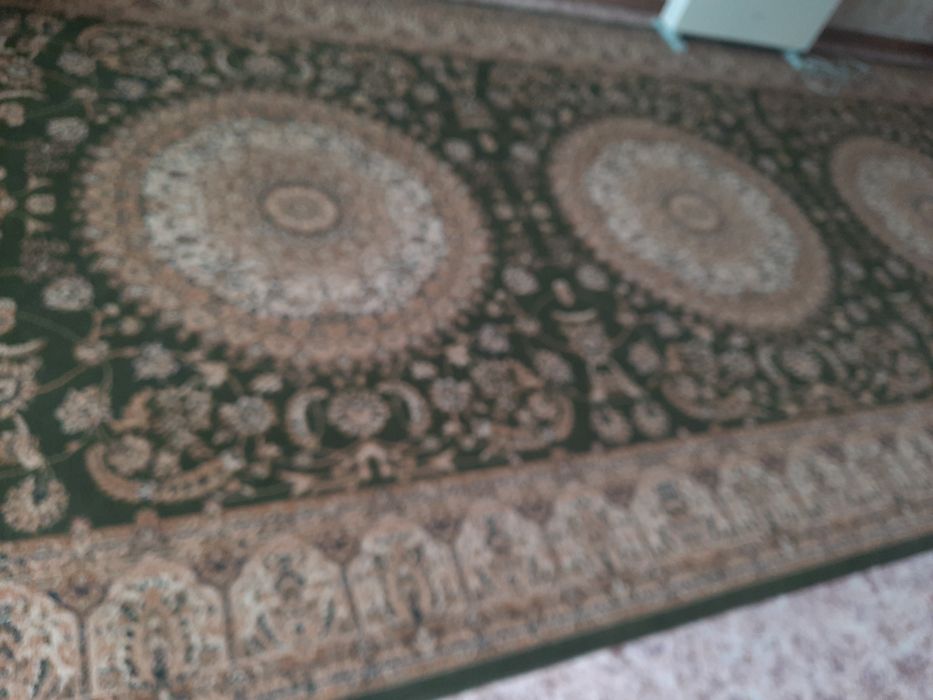 Продам ковёр шерстяной