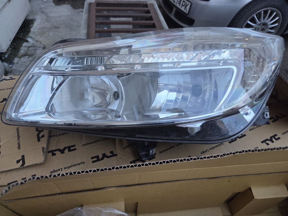 Фарове Opel insignia 2009