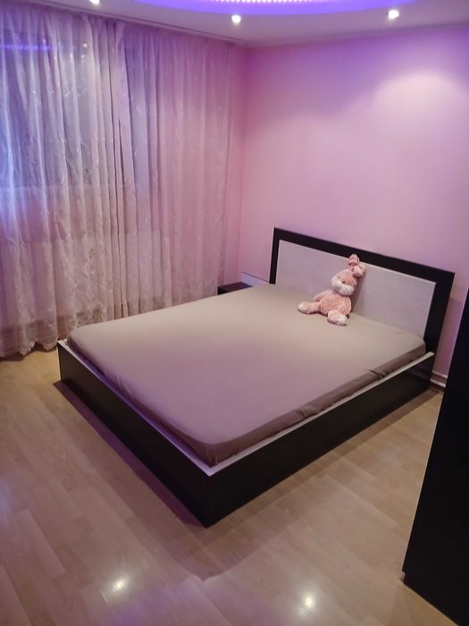 Apartament 2 camere de inchiriat.
