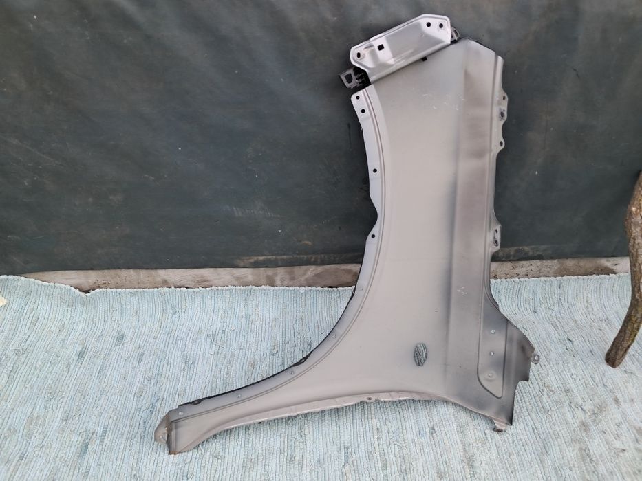 Калник  Suzuki Vitara 3 2018/24г