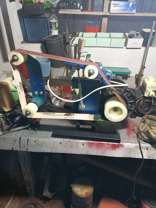 Гриндер (ленточно шлифовальная машина ) Универсальная