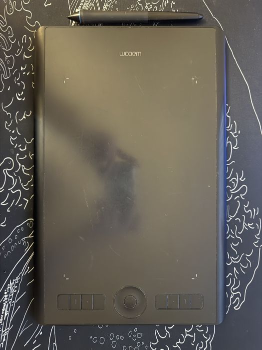 Wacom PTH-660, intuos pro