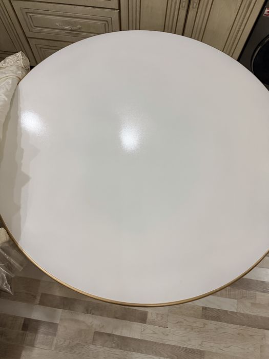 Стол обеденный для кухни или зала