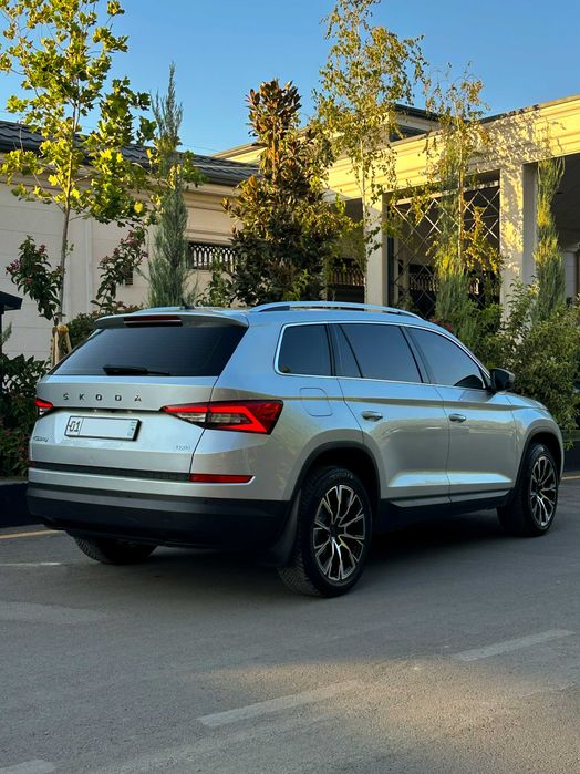 Full Skoda Kodiaq Style в лучшем цвете Brilliant Silver Metallic