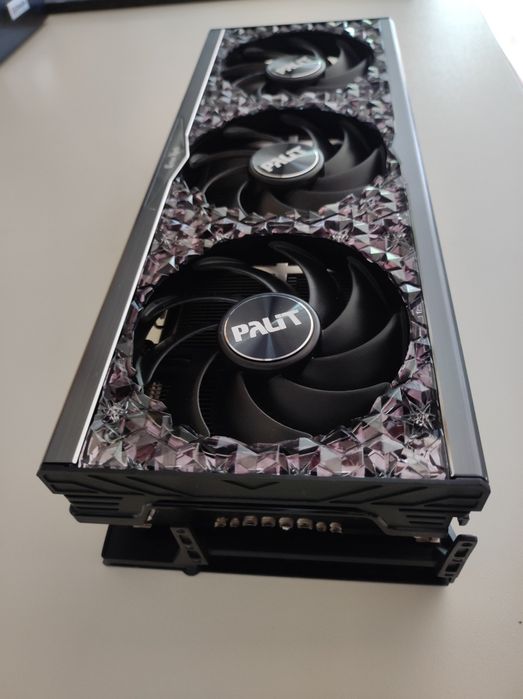 GeForce RTX 4090 24gb Game rock ( cooler + heat sink)