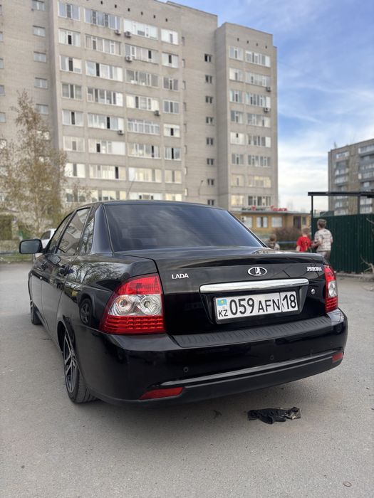 Продам приору люкс