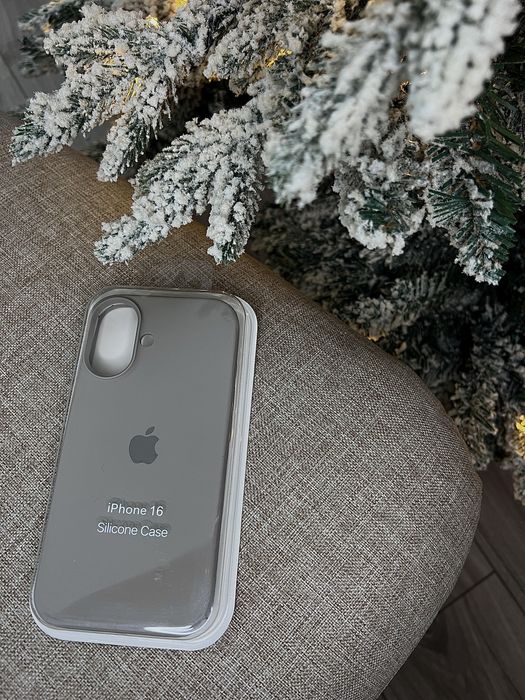 Huse premium din silicon pentru iPhone 16