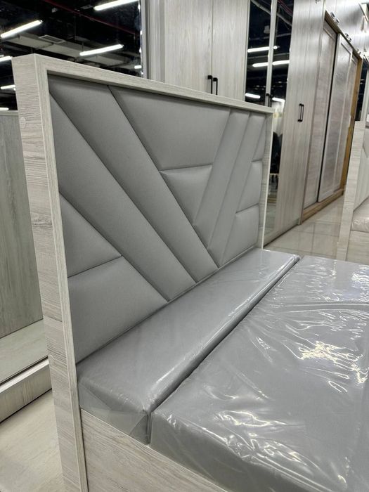 Односпальни кровать по акции