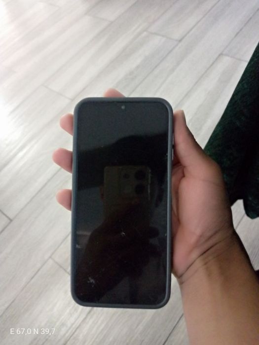 Telefon nomi A14 aybi ekran singan xotira 64: narx 700  min