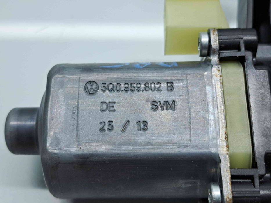 Motoras geam dreapta fata Volkswagen Golf 7 (5G) [Fabr 2014-prezent] 5