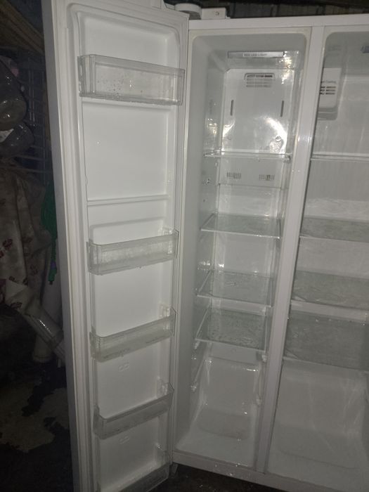 Продам холодильник