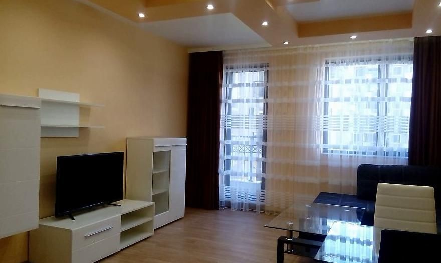 Дава се под наем Двустаен апартамент в Пловдив, Тракия - 70 кв.м за 375 € - Снимка #2