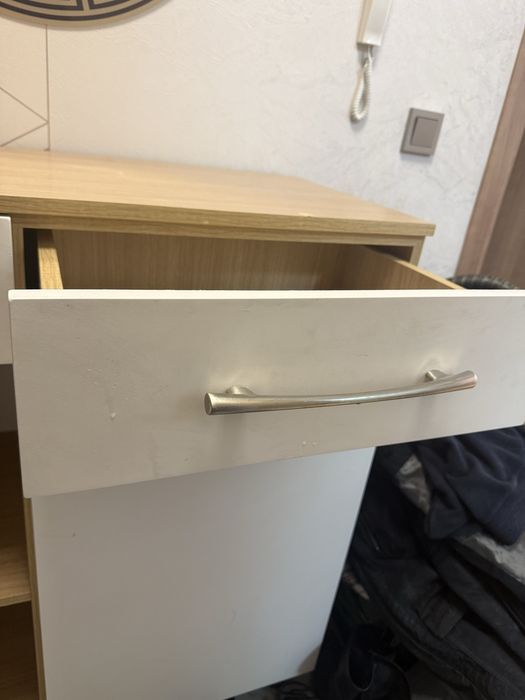 Тумба в  прихожую