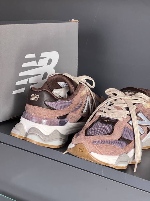 New balance universali