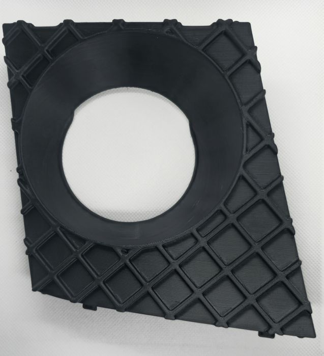 Решетка за дистроник съвместима с BMW E60, E61