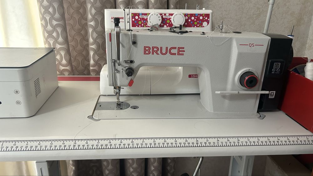 Швейная машина Bruce Q5