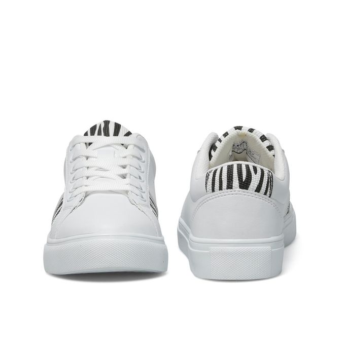 Сникеры Nine West