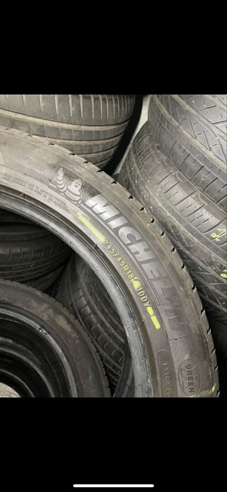 245 45 18 Michelin 2 rumflat 2 normale