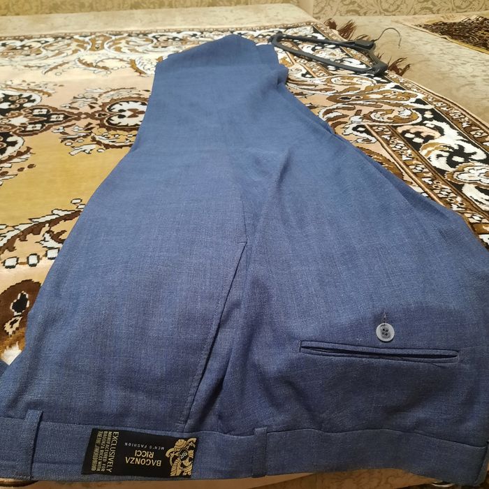 Продам классический костюм