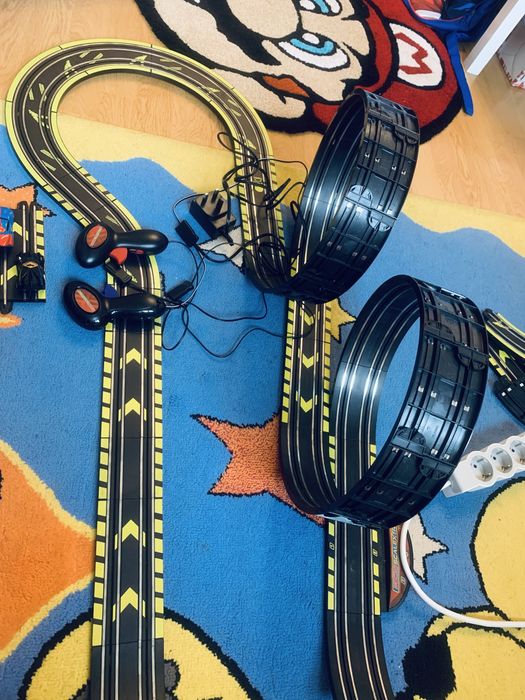 Microscalextric justice league