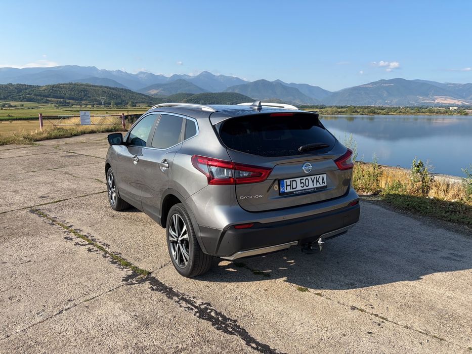 Nissan Qashqai 1.3 TCe 157cp Automat Panoramic Camere 360