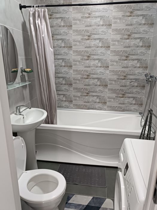 Сдаётся в аренду 2 комнатная квартира  жк голден хаус