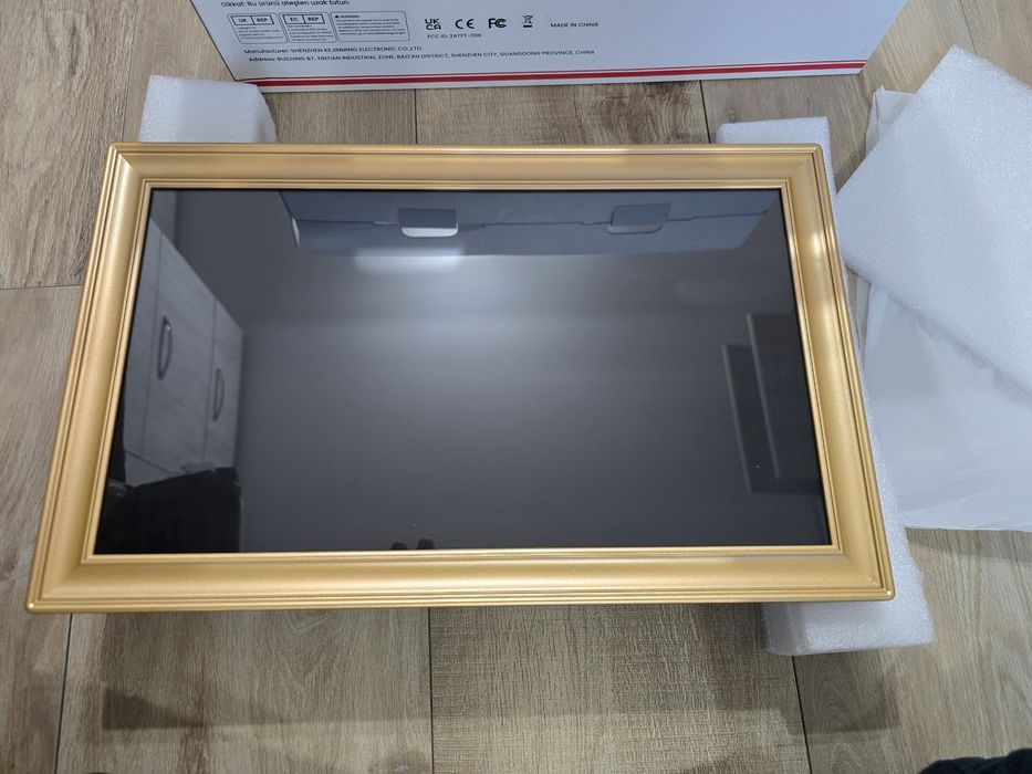 15.6" Дигитална фоторамка Wi-Fi Frameo (Модел 159K)