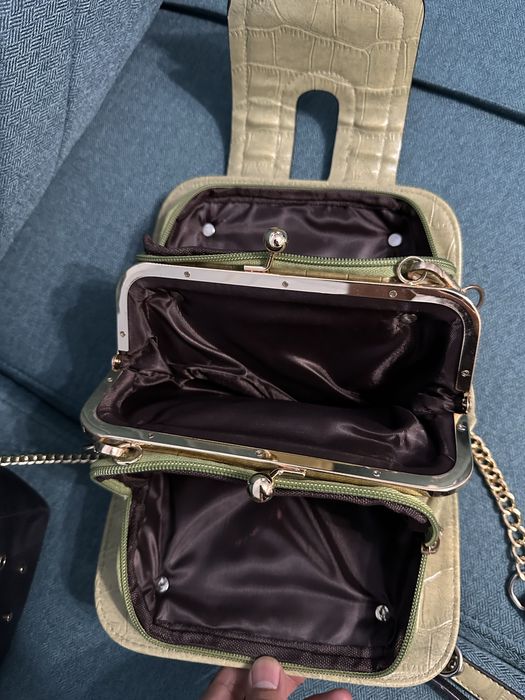 Разные сумочки всего прошу 7000